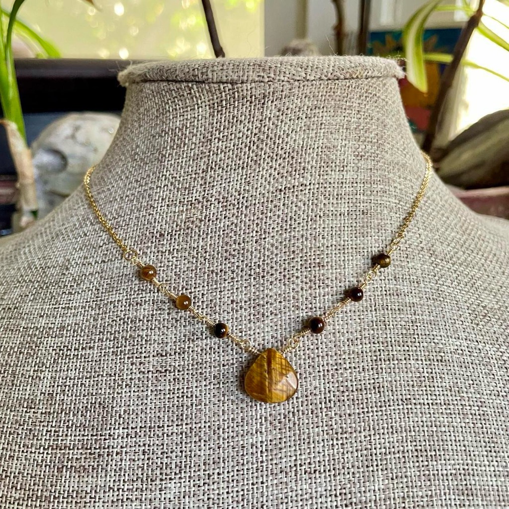 Tiger’s Eye Wire Wrapped Necklace